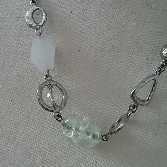 Lia Sophia Necklace - Picture 6 of 11